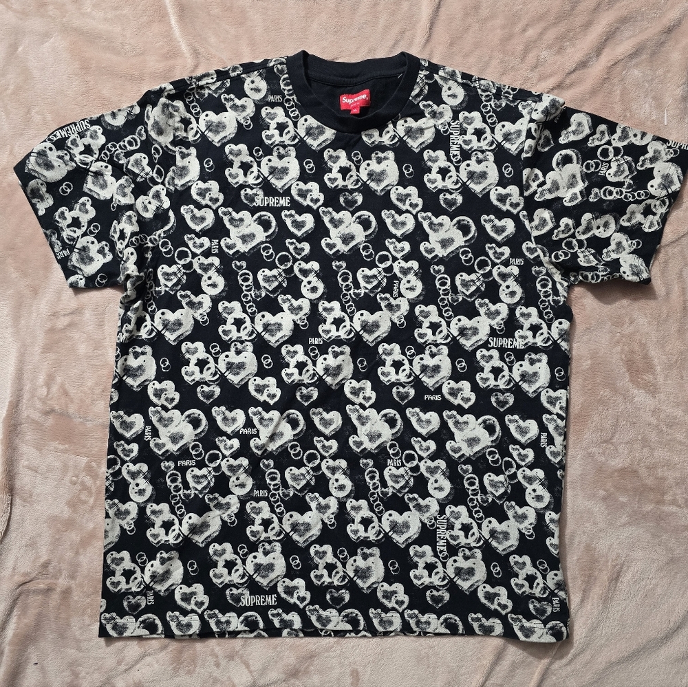 Supreme Monochrome Heart Pattern Tee